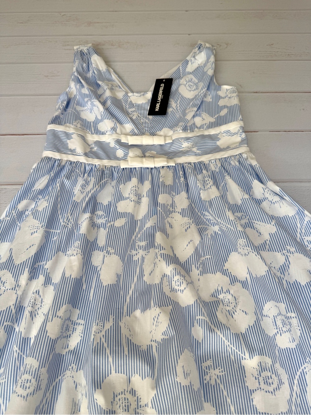 Karl Lagerfeld Paris Blue White Floral Fit & Flare Bow Cottagecore Dress Sz 8 - Picture 8 of 11